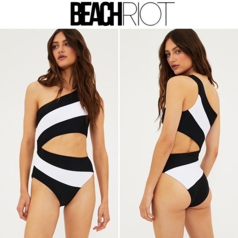 Beach Riot Joyce Cut-Out One-Piece Swimsuit in Black White Colorblock M NWT 168$